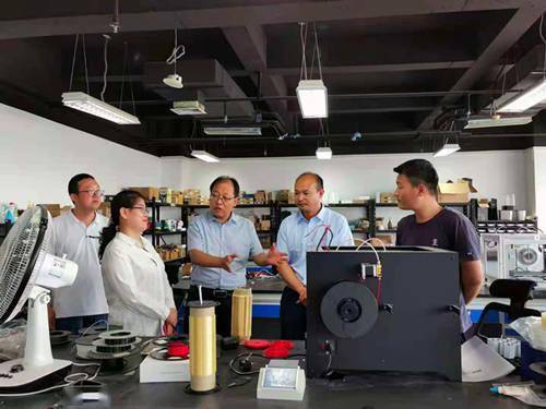 渭南市科技局深入3D打印科技企業孵化器，精準指導高新技術企業申報